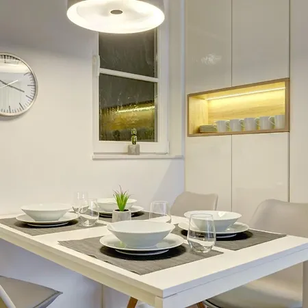 6 Old Town Apartamento