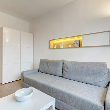 6 Old Town Apartament